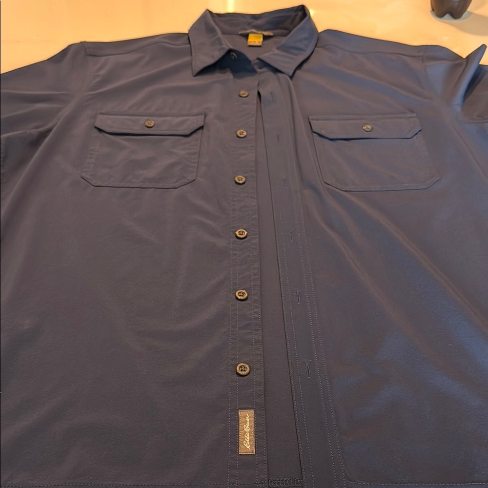 Eddie Bauer Men's XL Navy Blue Shirt - Picture 3 of 6